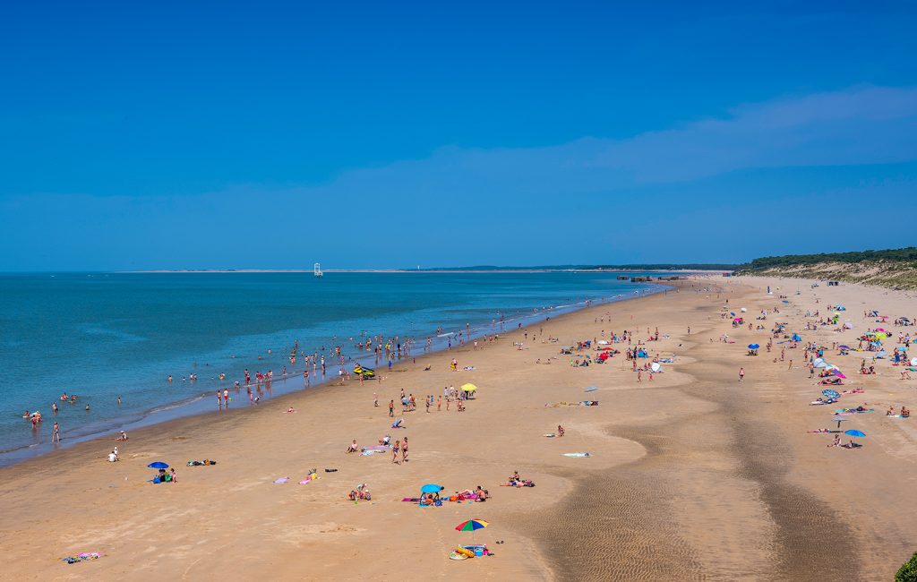 La plage de la Grande Côte et ses blockhaus à Saint-Palais-sur-Mer