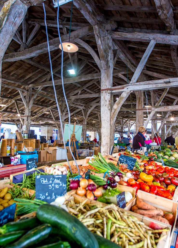 Les halles de Cozes