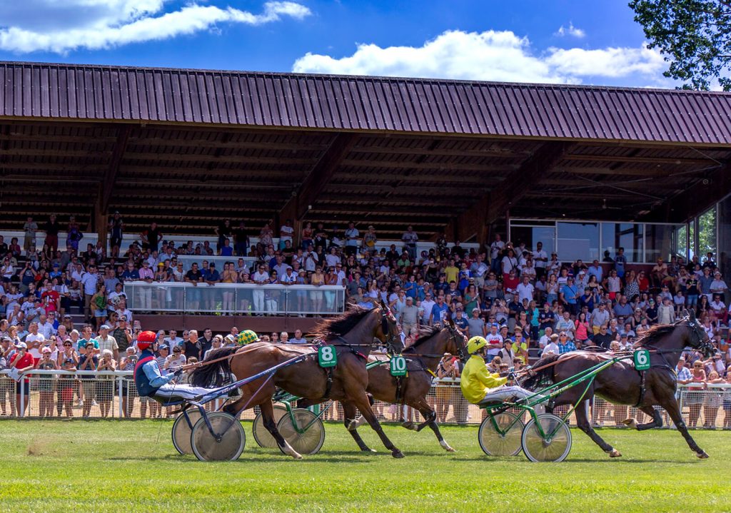 Rennen im Royan Hippodrome