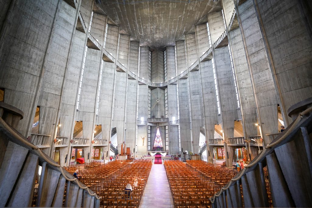 Notre-Dame de Royan interior view