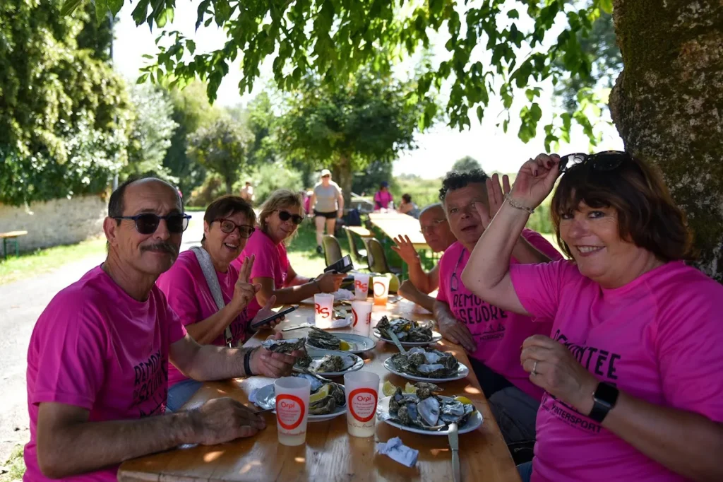 La Remontée de la Seudre : arrêt dégustation d'huîtres Marennes-Oléron