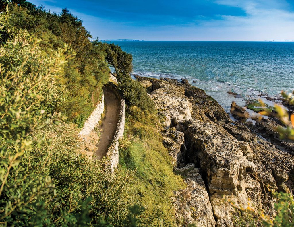 sentier-des-douaniers à saint-palais-sur-mer