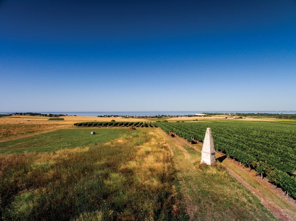 les amers de Royan Atlantique : la Pyramide de la Garde