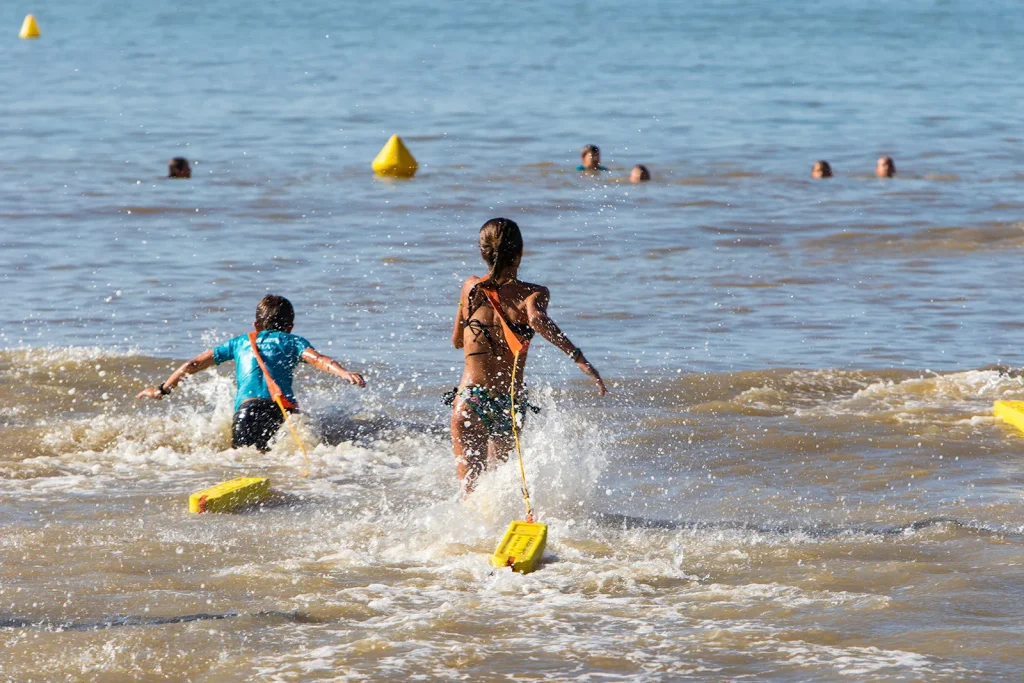 Coastal sports rescue training in Vaux-sur-Mer