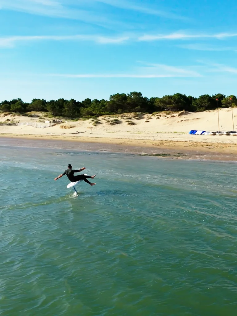 Efoil avec Greenfoil dans la baie de Bonne Anse à La Palmyre