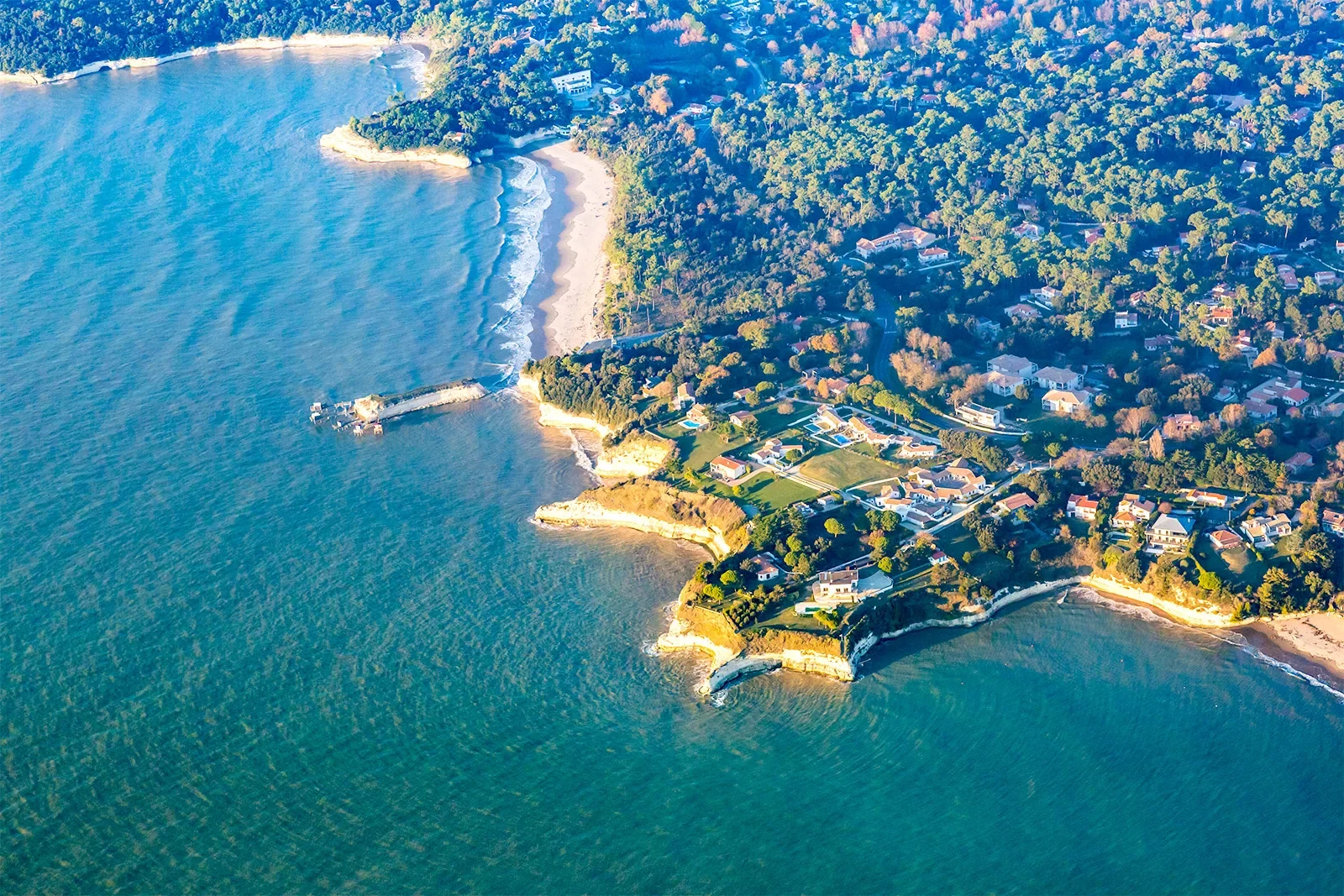 Discover the Royan Atlantique territory from the sky