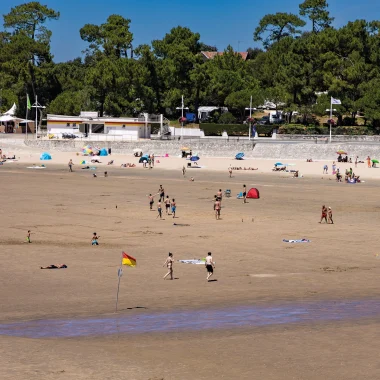 Postes de secours et numéros d’urgence