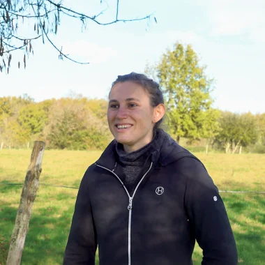 Coline Dutin, ostéopathe animalier