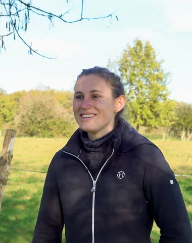 Coline Dutin, ostéopathe animalier